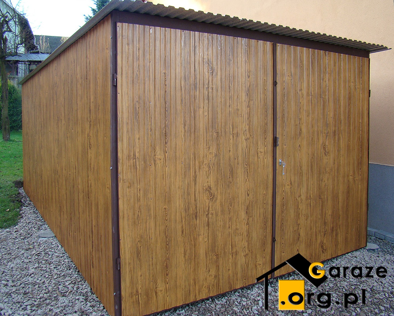 Garaże blaszane imitacja drewna 3x6 spad na tył